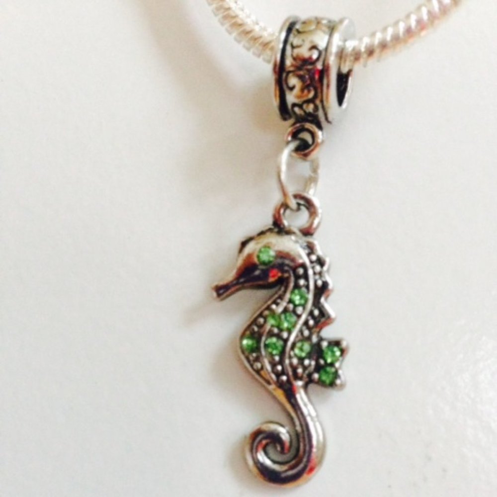 "SEAHORSE" Dangling Charm Bead For European Style Charm Bracelets